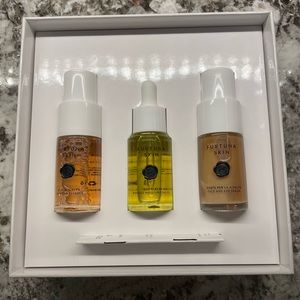 Brand new in box, Furtuna Skin set